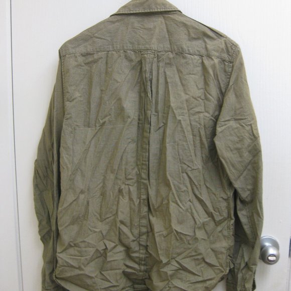 EUC green white striped Guess button-up shirt M - Picture 3 of 4